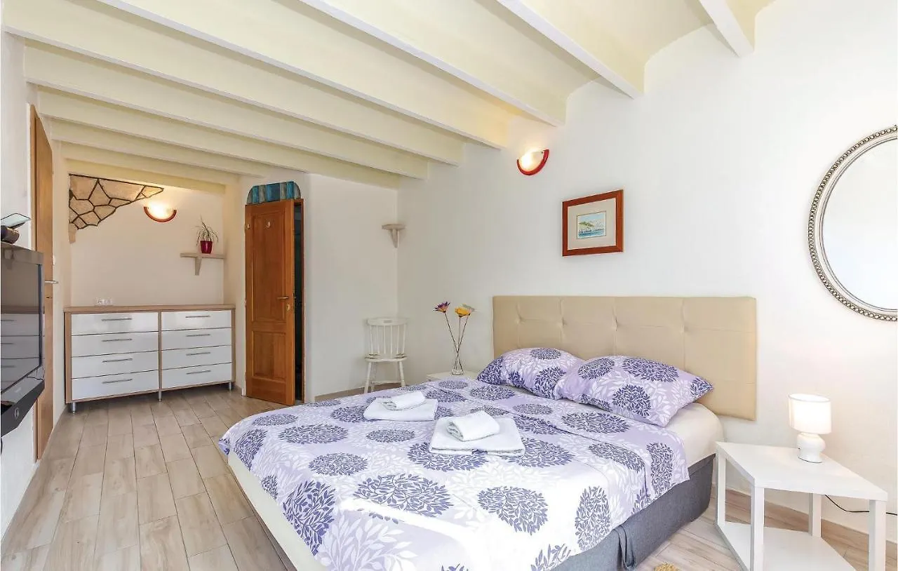 Beautiful Apartment In Selce With Kitchen 0*,  Horvátország